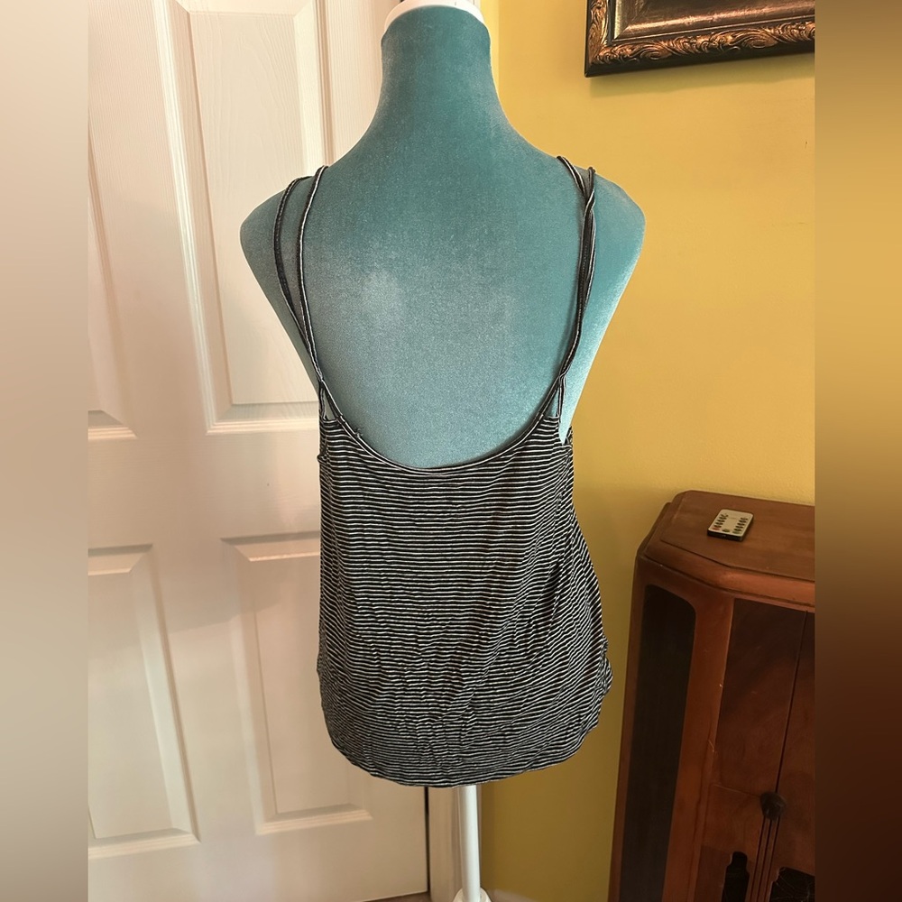 American Eagle, outfitters, soft and sexy tank top - Picture 5 of 7